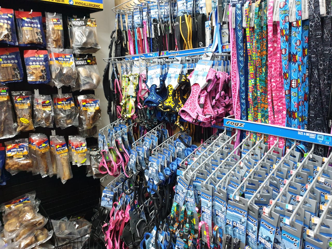 Pet food section